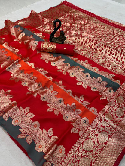 Lovely Multicolor Pure Zari Weaving Banarasi Silk Saree With Gratifying Blouse Piece