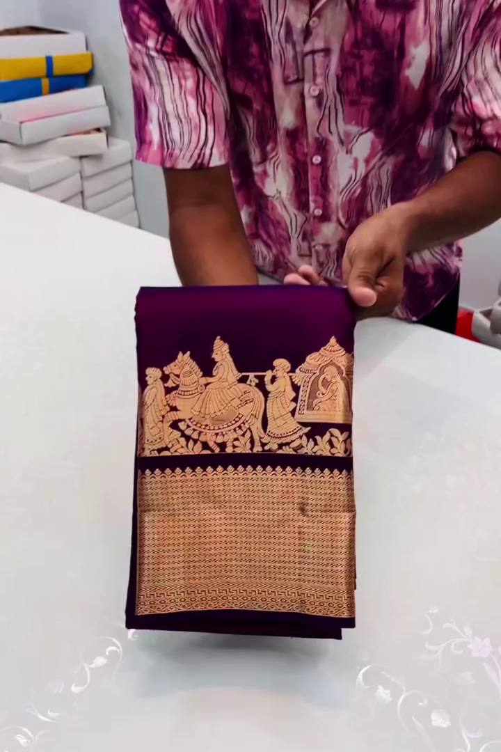 Lassitude Purple Soft Silk Saree With Incomparable Blouse Piece