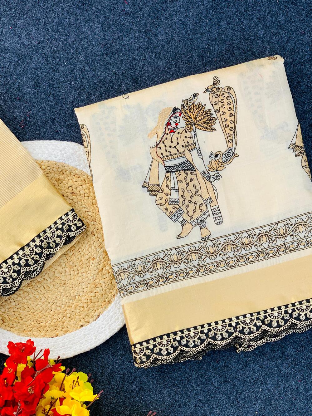 Snazzy Off White Kalamkari Thread Work Tussar Silk Saree With Opulent Blouse Piece