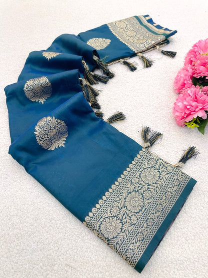 Super classy Rama Pure Zari Weaving Banarasi Silk Saree With Nemesis Blouse Piece