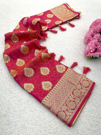 Pleasant Dark Pink Pure Zari Weaving Banarasi Silk Saree With Most Stunning Blouse Piece