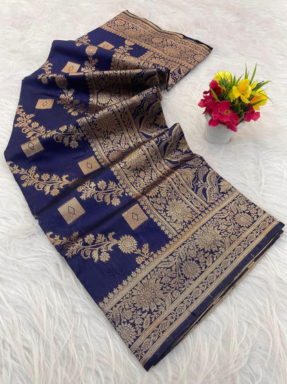 Gratifying Navy Blue Soft Silk Saree With Ineffable Blouse Piece