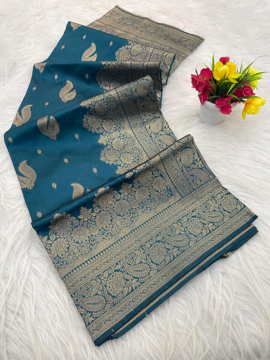 Rhapsody Rama Soft Silk Saree With Charming Blouse Piece