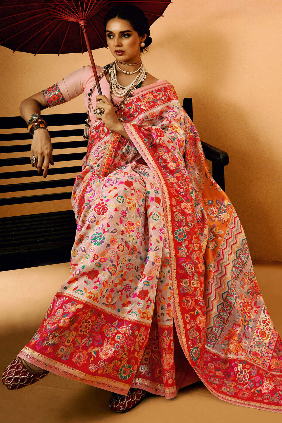 Skinny Baby Pink Pashmina Saree With Amiable Blouse Piece