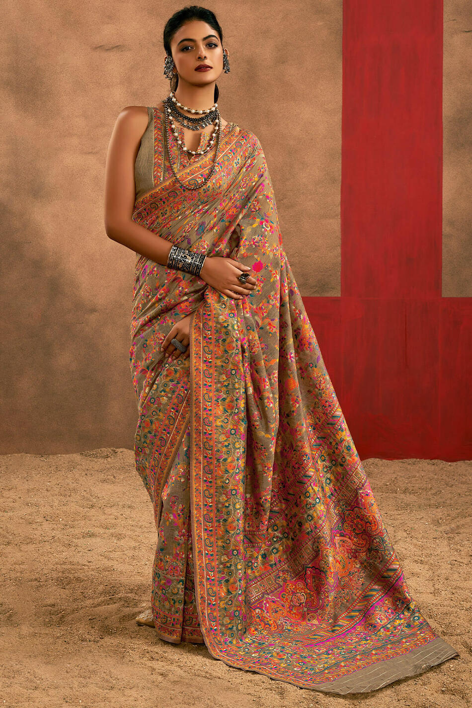 Exceptional Grey Pashmina Saree With Splendorous Blouse Piece
