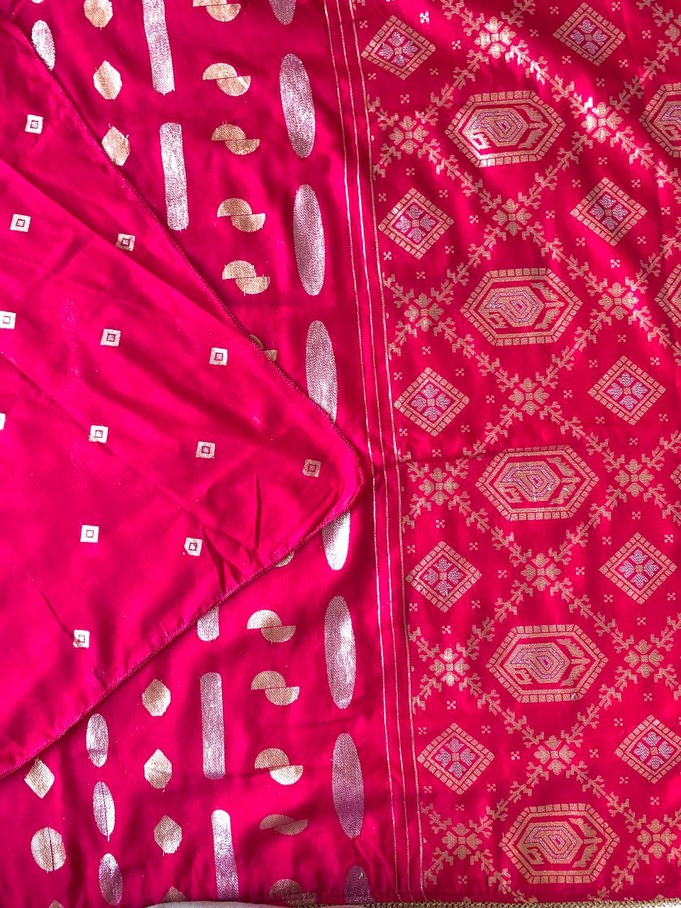 Admirable Dark Pink Banarasi Dola Silk Saree With Lagniappe Blouse Piece