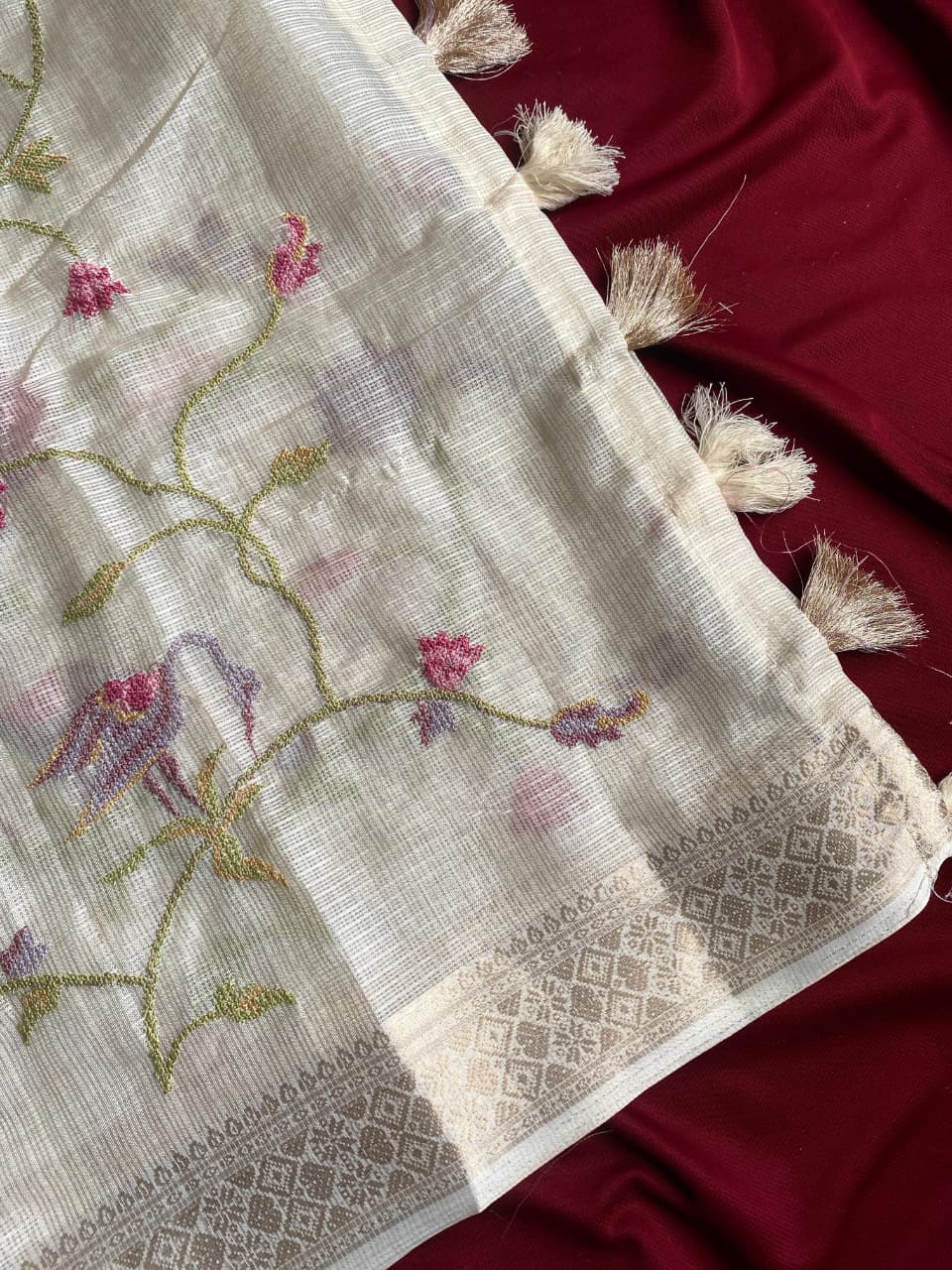 Denouement Off White Embroidery Work Kota Doria Saree With Entrancing Blouse Piece