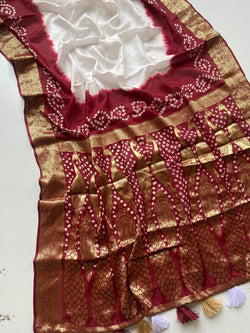 Inspiring Off White Pure Viscose Dola Silk Printed Bandhani Saree With Beleaguer Blouse Piece