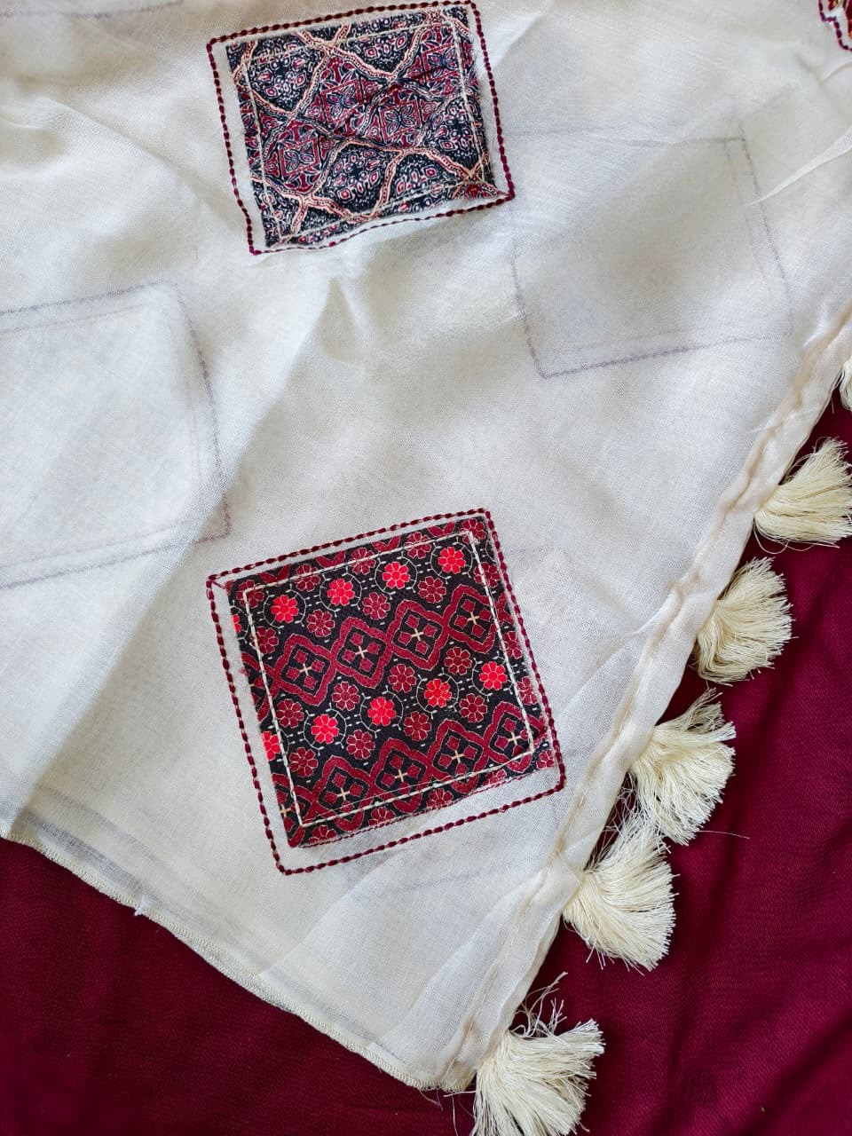 Unequalled Off White Embroidery Work Pure Linen Silk Saree With Capricious Blouse Piece