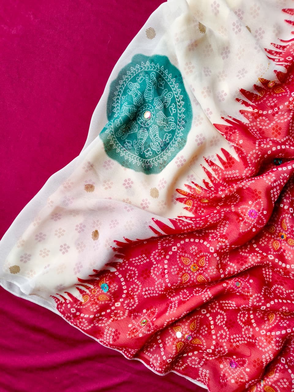 Ineffable Off White Pure Georgette Bandhani Printed Saree With Inspiring Blouse Piece