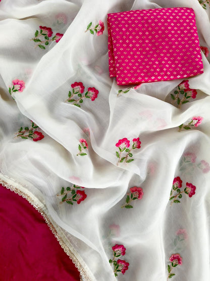 Desultory Off White Embroidery Work Pure Chiffon Silk Saree With Ephemeral Blouse Piece