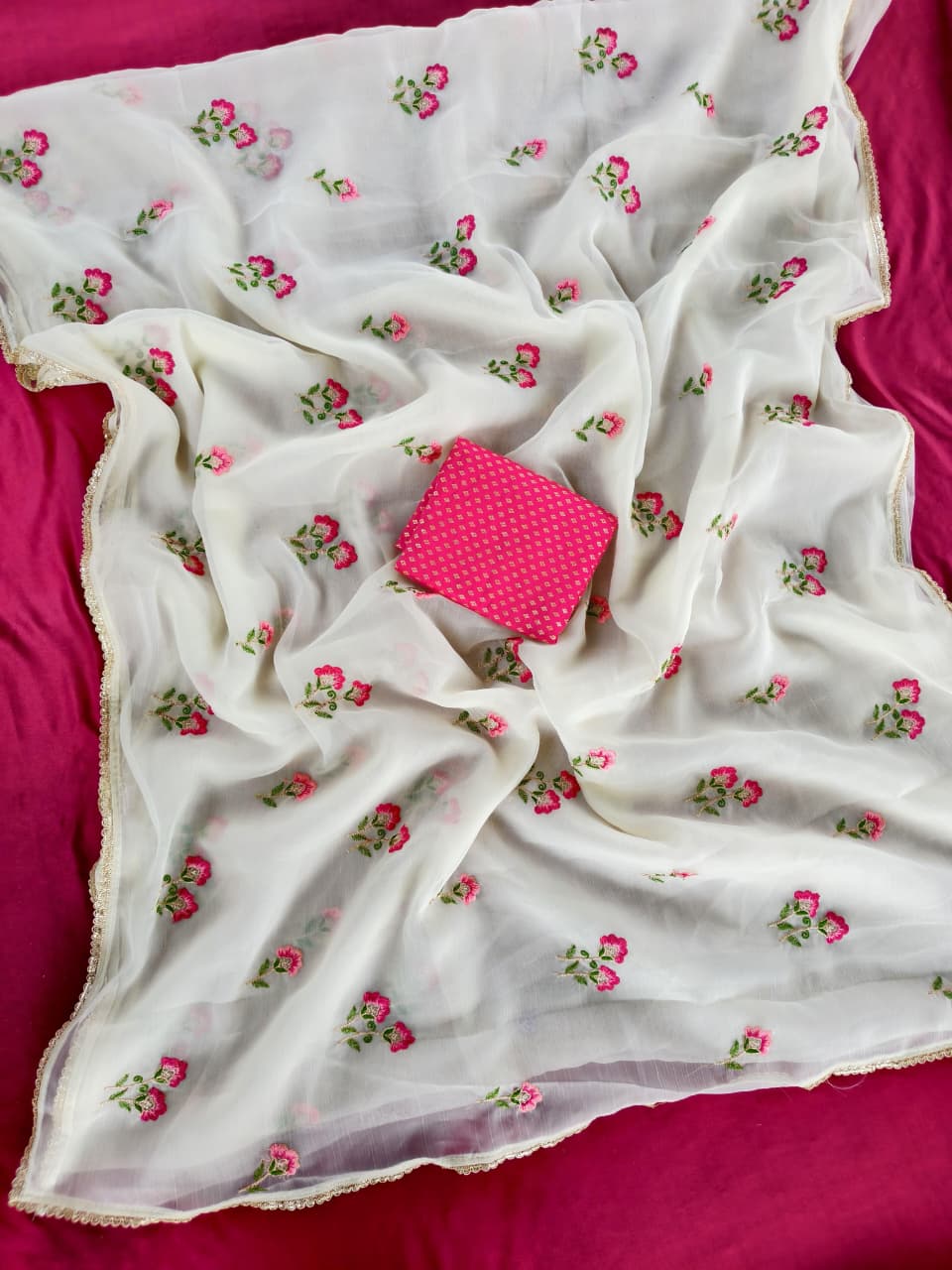 Desultory Off White Embroidery Work Pure Chiffon Silk Saree With Ephemeral Blouse Piece