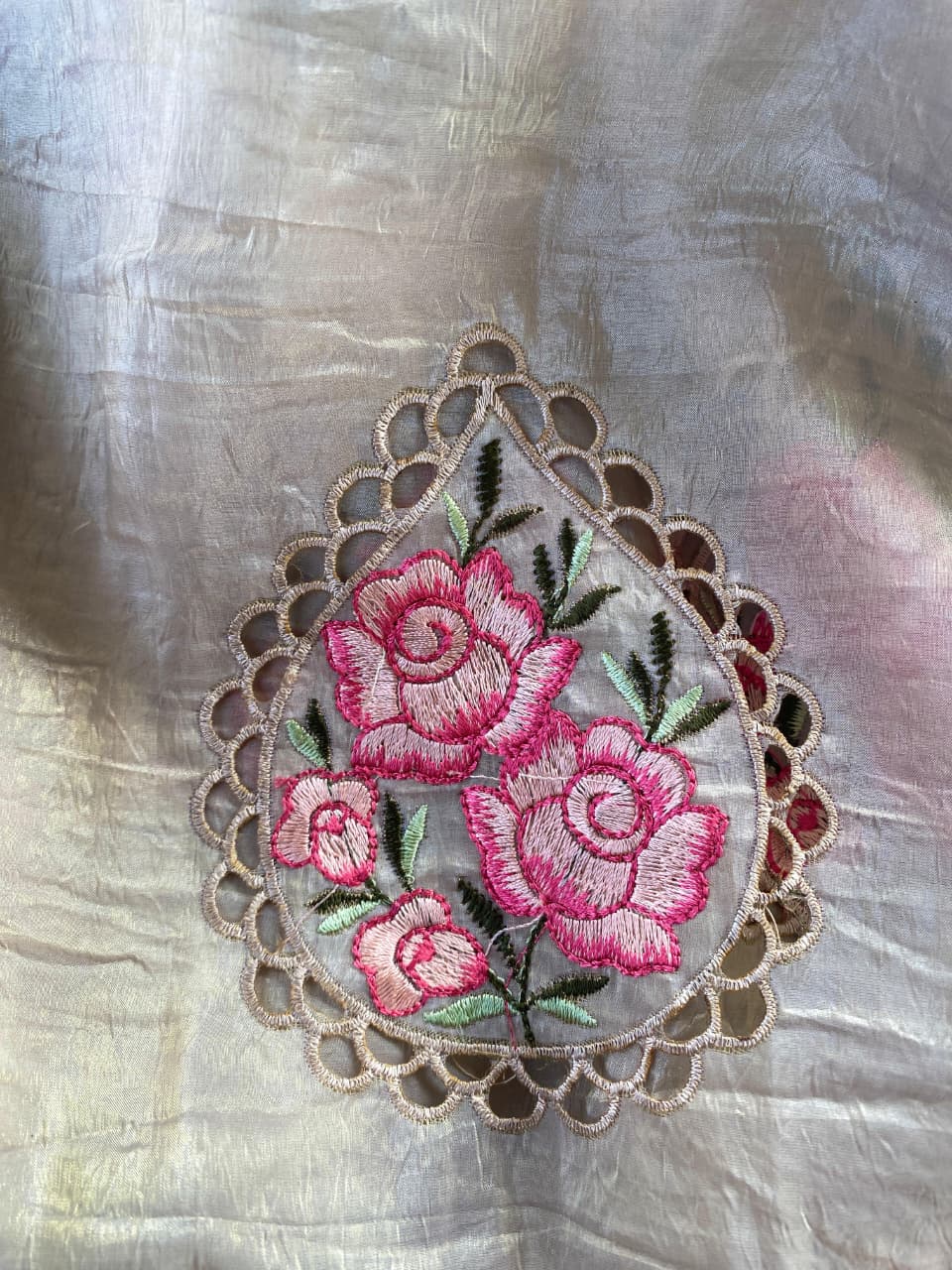 Sempiternal Grey Embroidery Work Crush Silk Saree With Refreshing Blouse Piece