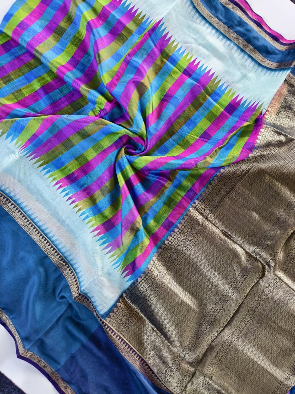 Glamorous Multicolor Printed Soft Kota Silk Saree with Pleasant Blouse Piece