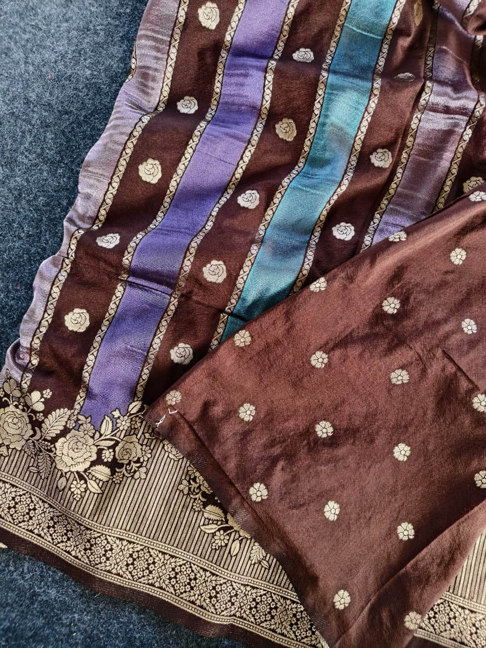 Sonorous Brown Pure Viscose Banrasi Silk Saree With Precious Blouse Piece