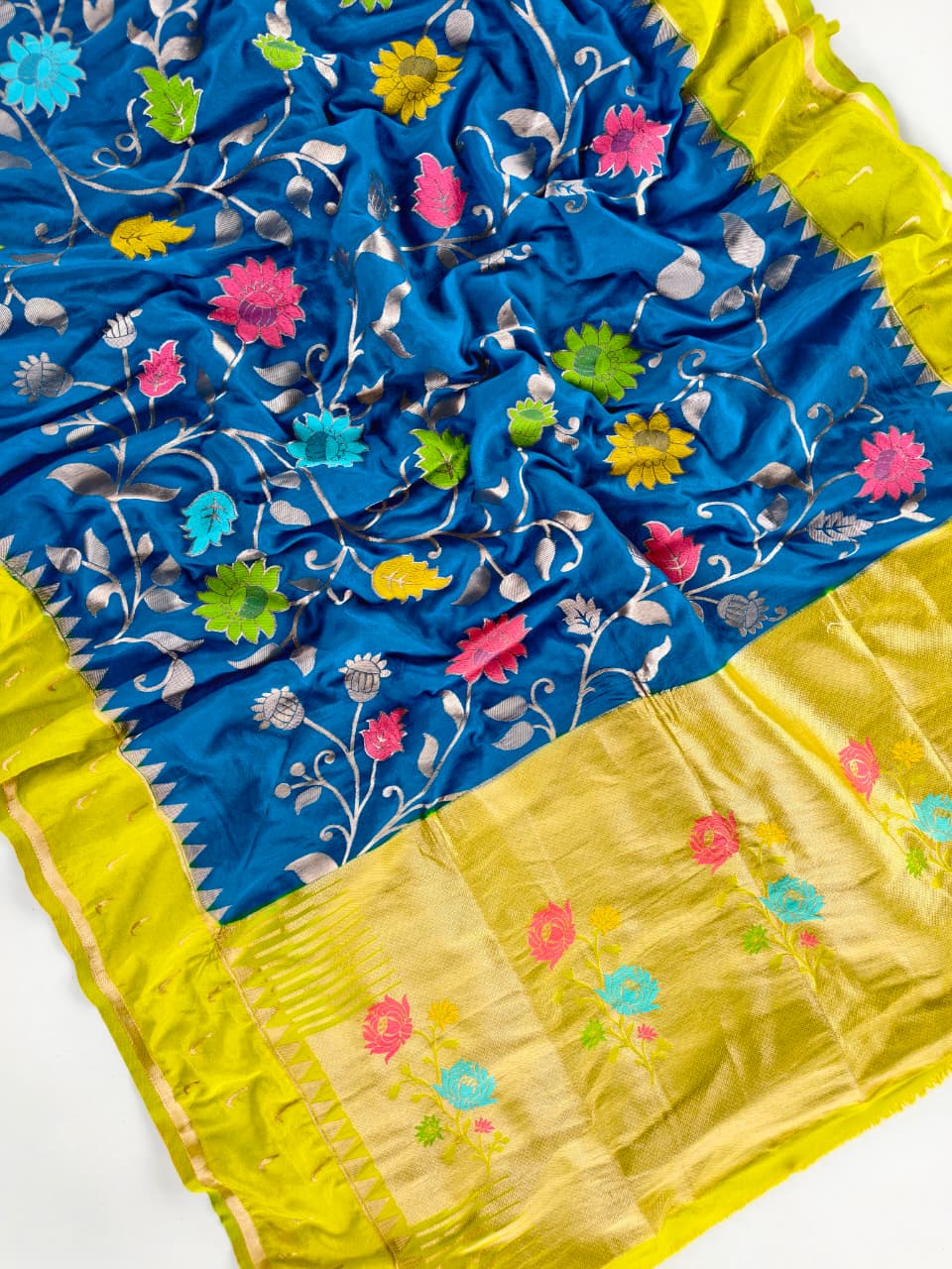Gratifying Blue Pure Viscose Banarasi Silk Saree With Propinquity Blouse Piece