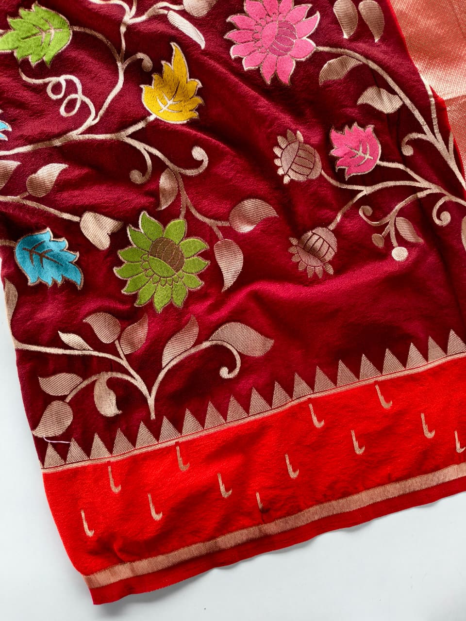 Elegant Wine Pure Viscose Banarasi Silk Saree With Trendy Blouse Piece