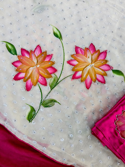 Felicitous Off White Printed Handwork Crush Silk Saree With Improbable Blouse Piece