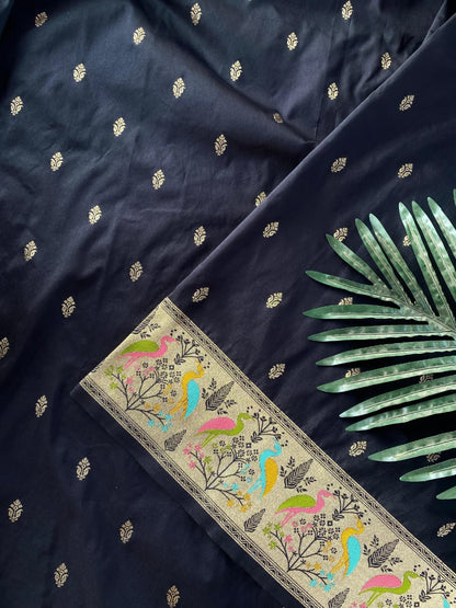 Inimitable Black Soft Banarasi Silk Saree With Assemblage Blouse Piece