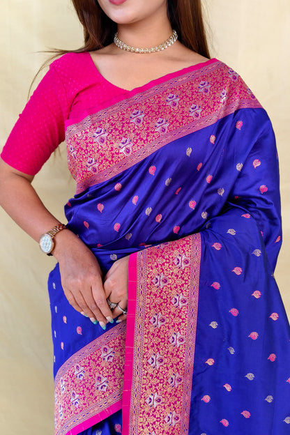 Prominent Royal Blue Pure Zari Weaving Banarasi Silk Saree With Beguiling Blouse Piece