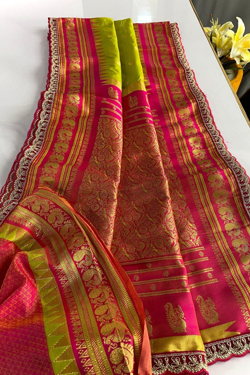 Load image into Gallery viewer, Artistic Mehndi Paithani Silk Saree With Magnificat Blouse Piece
