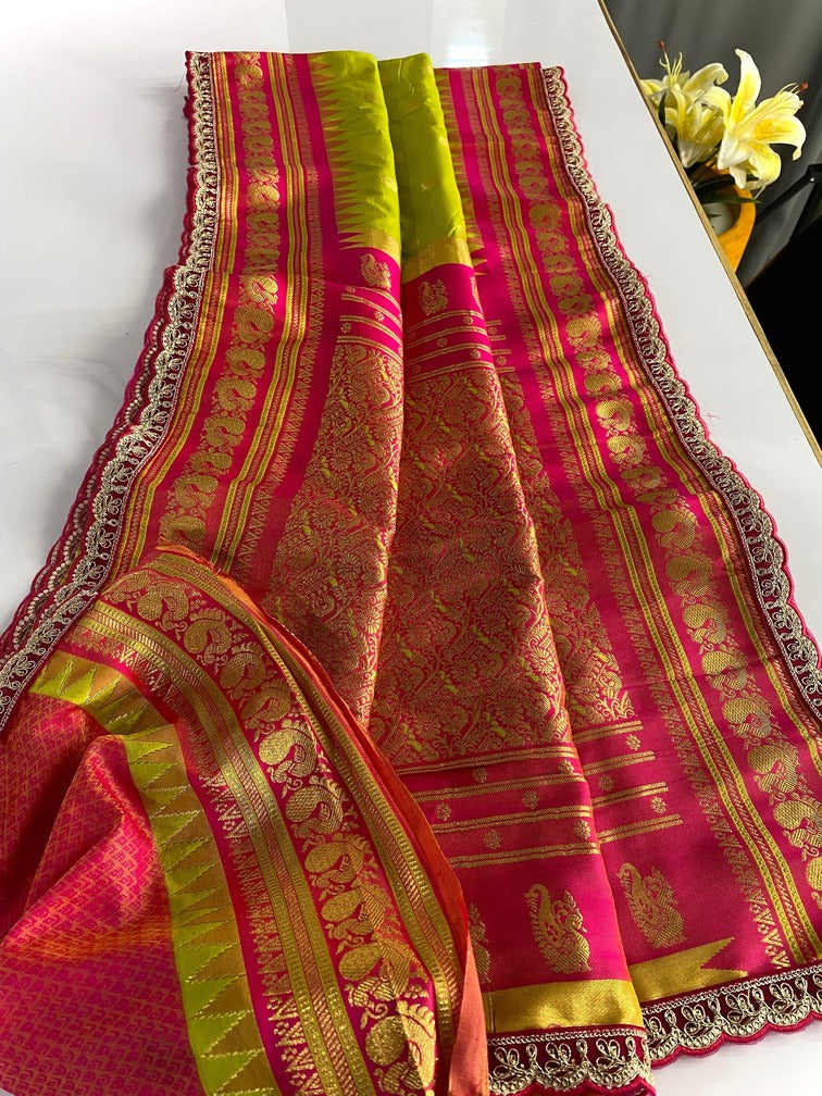 Artistic Mehndi Paithani Silk Saree With Magnificat Blouse Piece