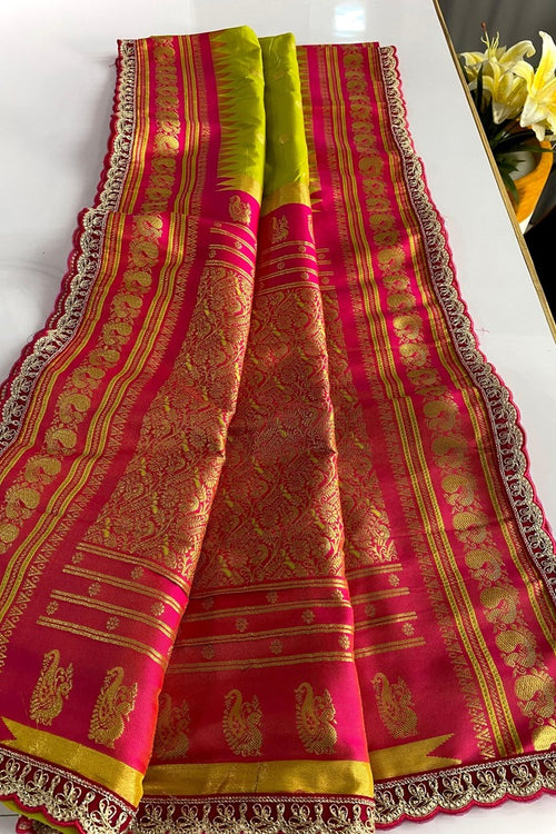 Load image into Gallery viewer, Artistic Mehndi Paithani Silk Saree With Magnificat Blouse Piece
