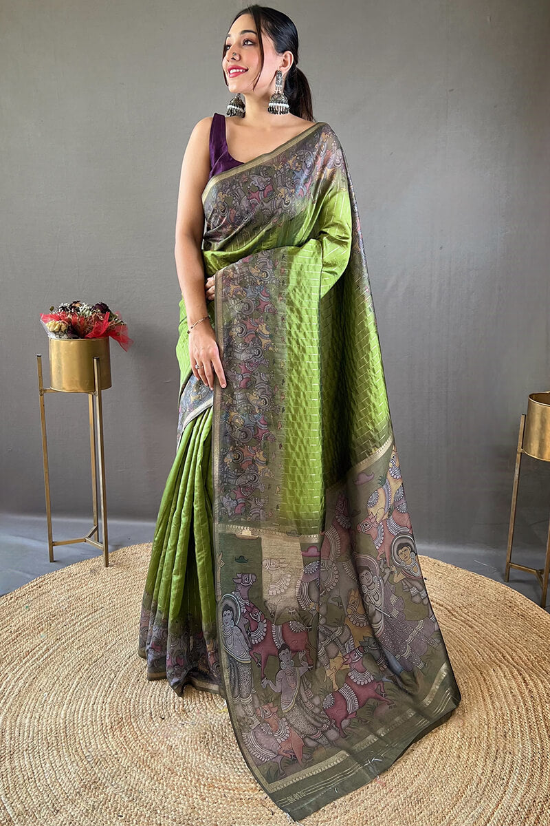 Adoring Green Digital Printed Saree With Embrocation Blouse Piece