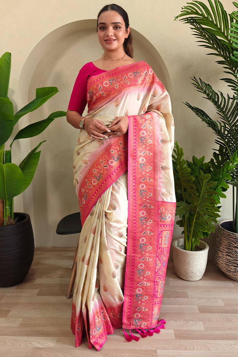 Mellifluous Beige Soft Banarasi Silk Saree With Phenomenal Blouse Piece