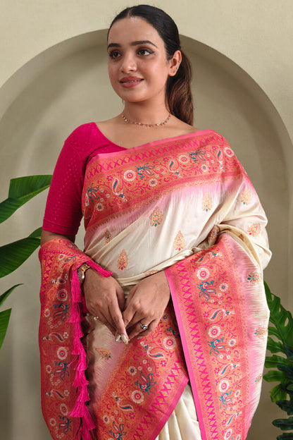 Mellifluous Beige Soft Banarasi Silk Saree With Phenomenal Blouse Piece