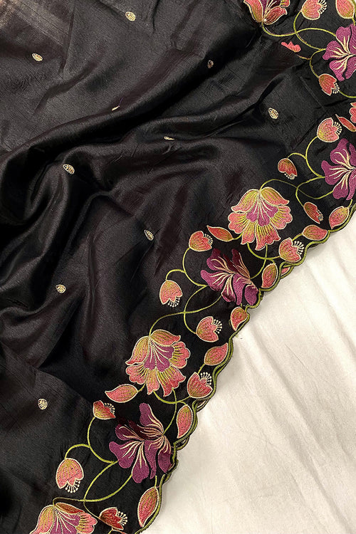 Load image into Gallery viewer, Hypnotic Black Embroidery Work Tussar Silk Saree With Majesty Blouse Piece
