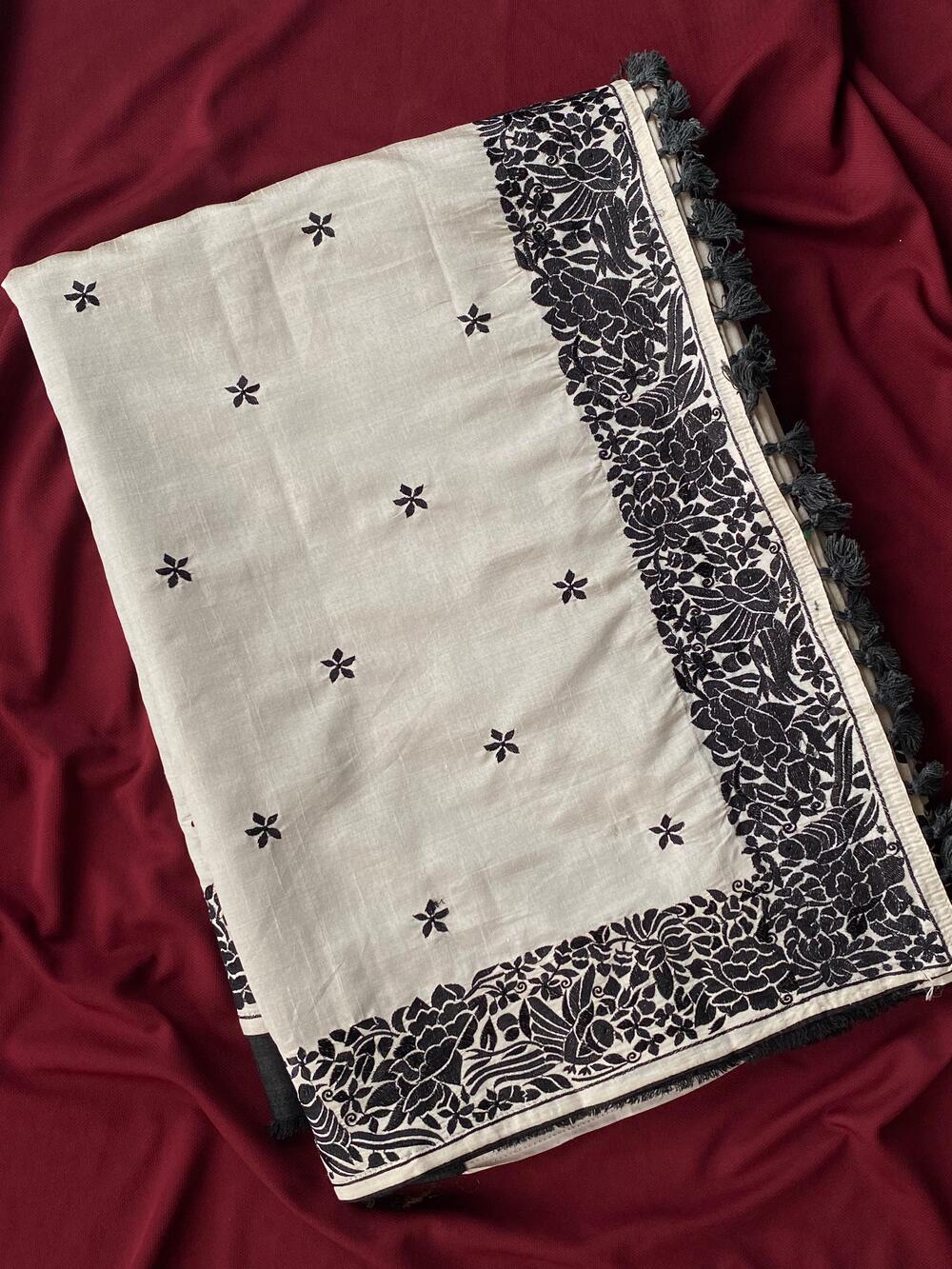 Demanding Off White Embroidery Work Tussar Silk Saree With Pleasurable Blouse Piece