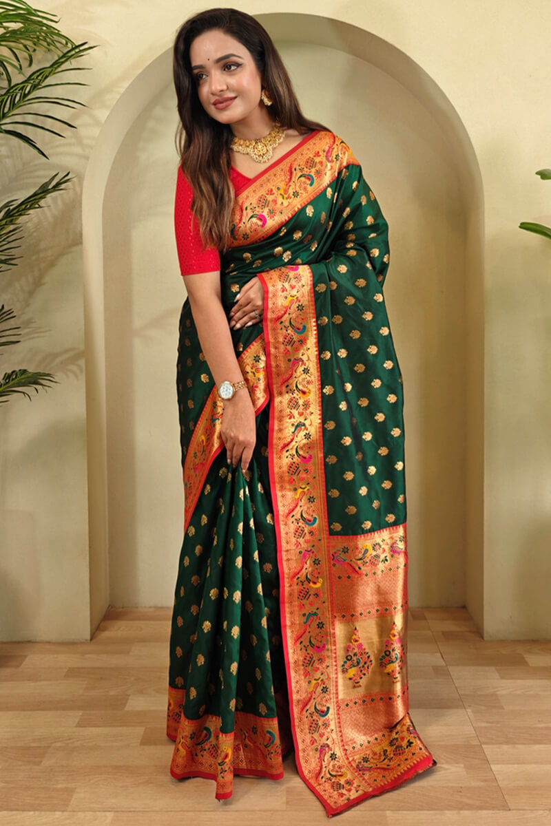 Sumptuous Dark Green Paithani Silk Saree With Inspiring Blouse Piece