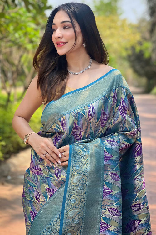 Load image into Gallery viewer, Gorgeous Firozi Kanjivaram Silk Saree With Stylish Blouse Piece
