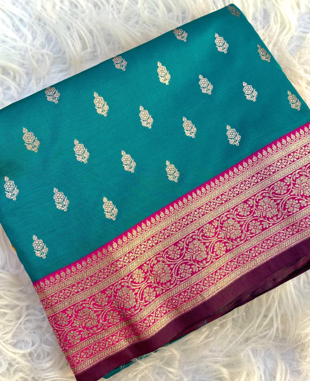 Unique Rama Soft Banarasi Satin Silk Saree With Gratifying Blouse