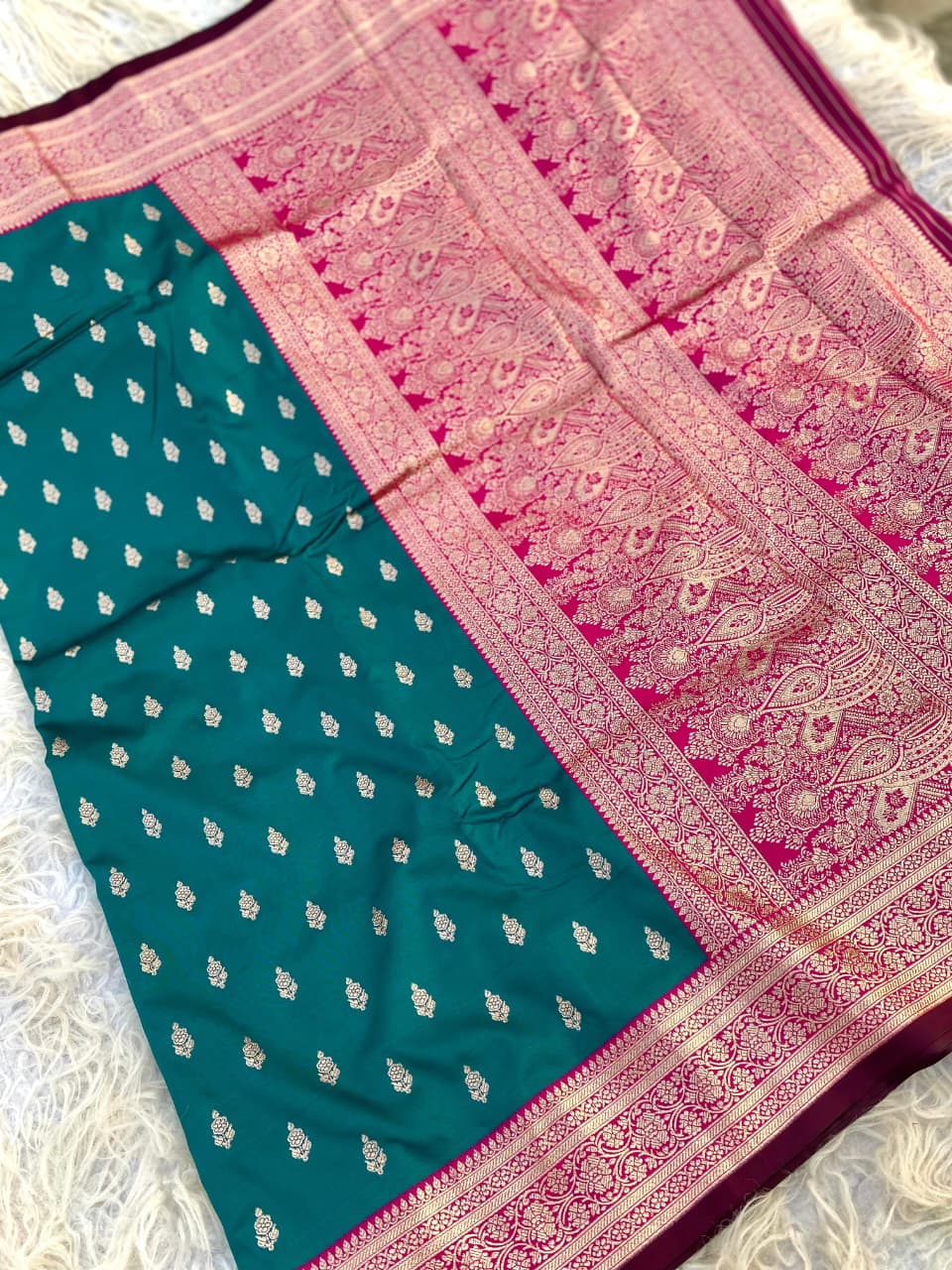 Unique Rama Soft Banarasi Satin Silk Saree With Gratifying Blouse