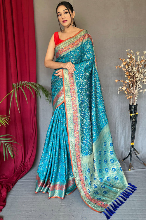 Load image into Gallery viewer, Stylish Firozi Paithani Silk Saree With Smart Blouse Piece
