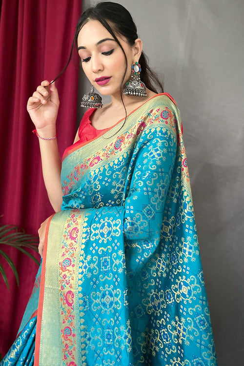 Load image into Gallery viewer, Brood Firozi Paithani Silk Saree With Magnetic Blouse Piece
