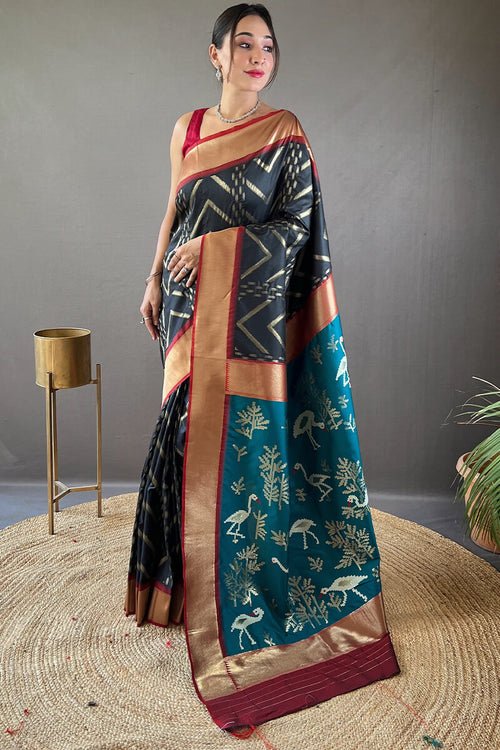 Load image into Gallery viewer, Glowing Black Soft Banarasi Silk Saree With Tempting Blouse Piece
