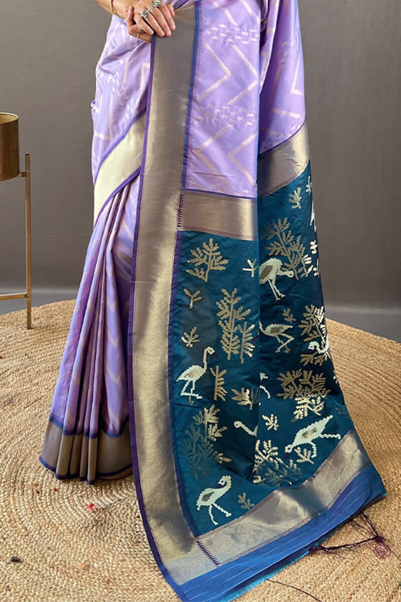 Trendy Lavender Soft Banarasi Silk Saree With Enamoring Blouse Piece