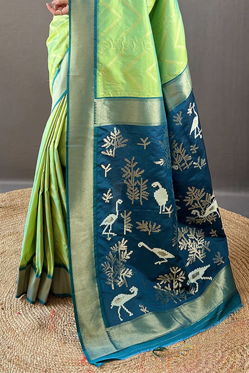 Load image into Gallery viewer, Majesty Parrot Soft Banarasi Silk Saree With Dulcet Blouse Piece
