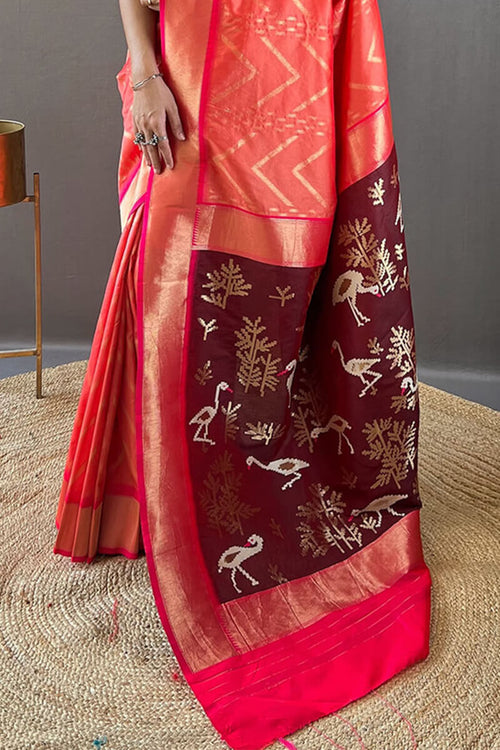 Load image into Gallery viewer, Stunner Pink Soft Banarasi Silk Saree With Mellifluous Blouse Piece
