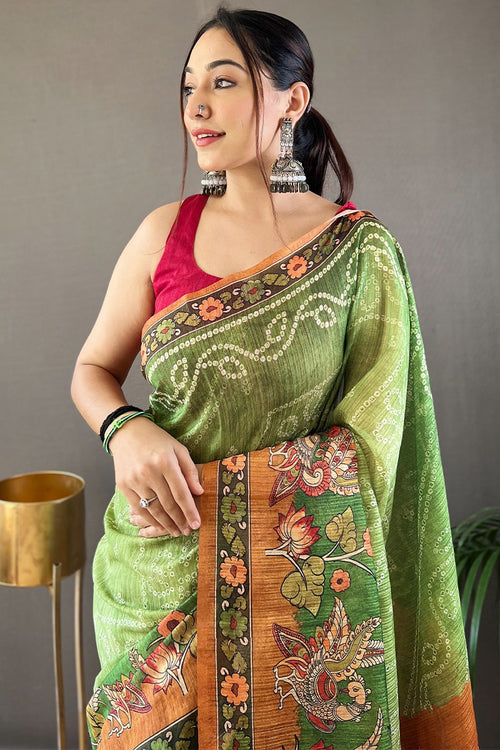 Load image into Gallery viewer, Exquisite Green Kalamkari Printed Saree With Artistic Blouse Piece
