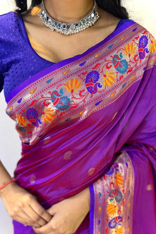 Load image into Gallery viewer, Enamoring Purple Paithani Silk Saree With Rhapsody Blouse Piece
