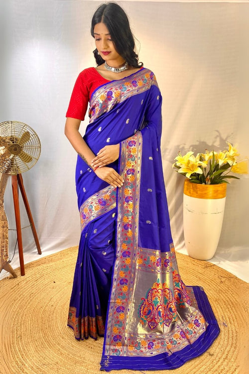 Load image into Gallery viewer, Tantalizing Royal Blue Paithani Silk Saree With Sonorous Blouse Piece
