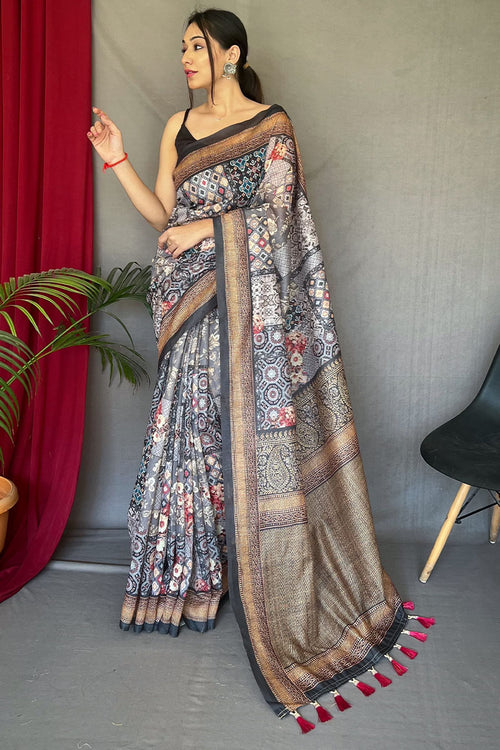 Load image into Gallery viewer, Delightful Grey Digital Printed Cotton Silk Saree With Classic Blouse Piece
