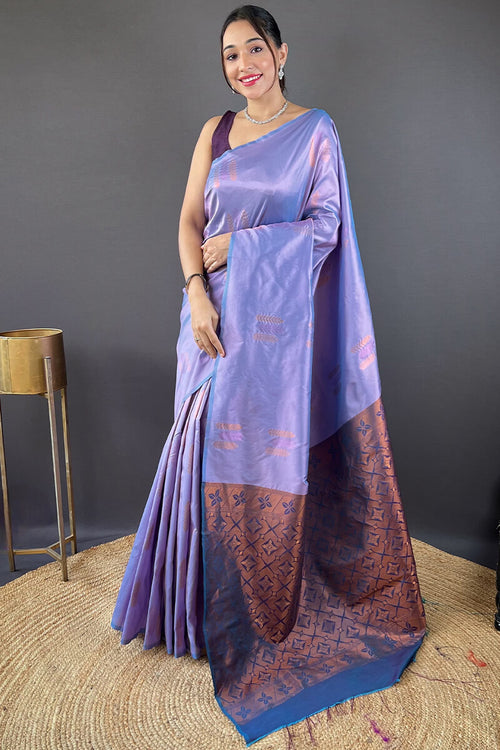 Load image into Gallery viewer, Marvellous Lavender Soft Banarasi Silk Saree With Invaluable Blouse Piece
