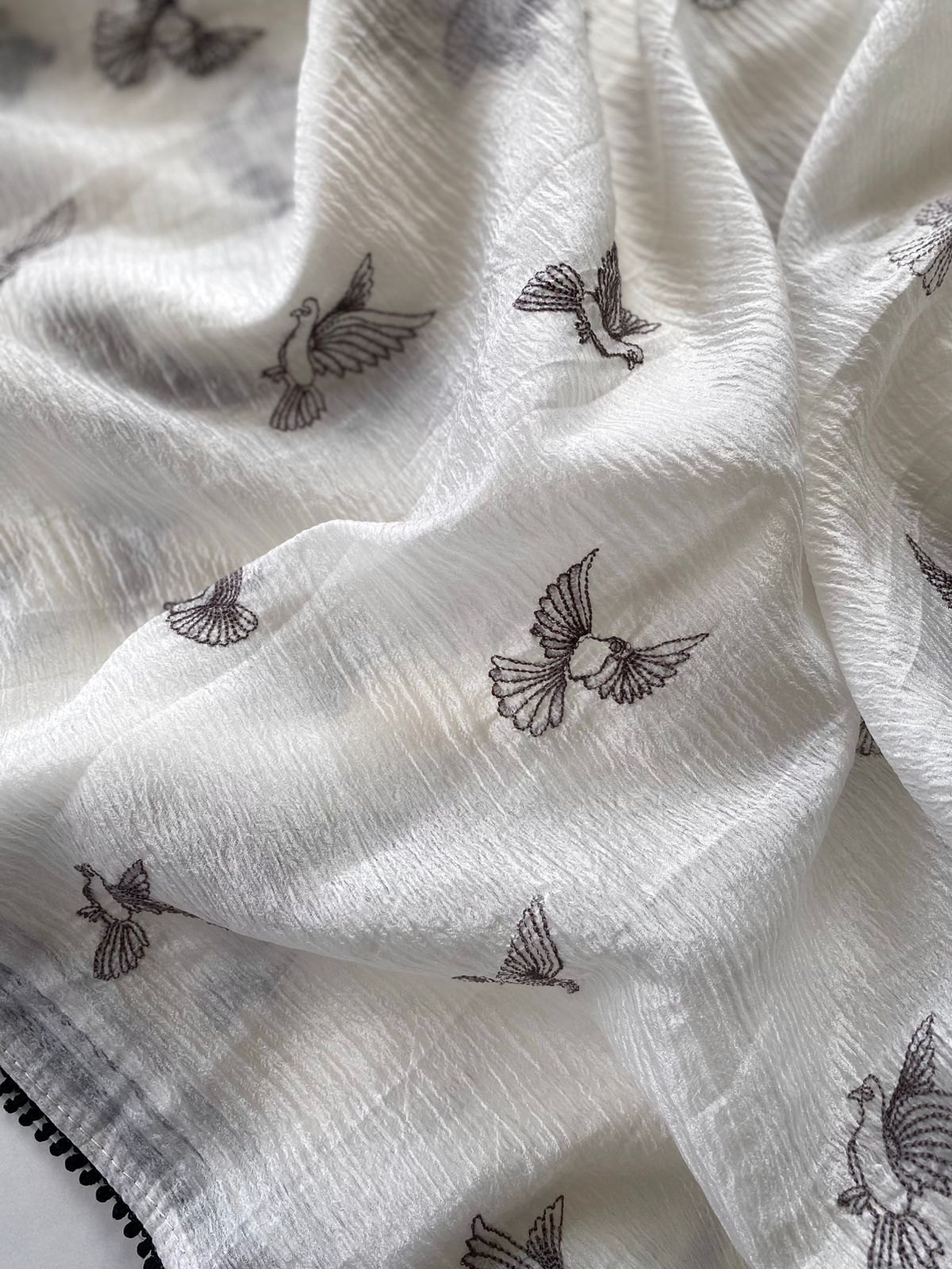 Amazing Off White Embroidery Work Crush Silk Saree With Improbable Blouse Piece