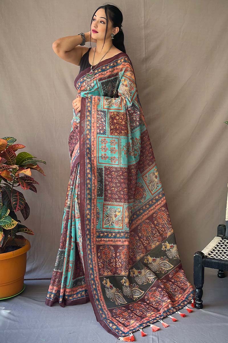 Piquant Firozi Kalamkari Printed Saree With Rhapsody Blouse Piece