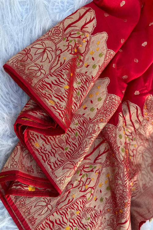 Load image into Gallery viewer, Lassitude Red Soft Banarasi Silk Saree With Vestigial Blouse Piece
